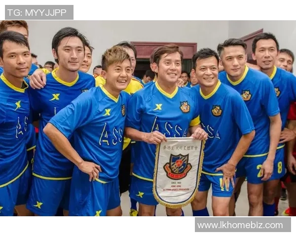 香港足球明星在对阵日本时的精彩表现与背后故事