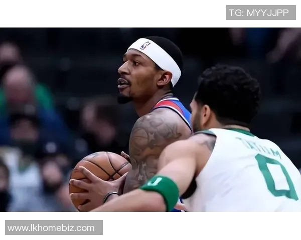 足球明星比尔是否已经宣布退役他的职业生涯将如何发展